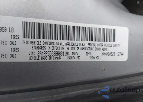 2011 Chrysler Town & Country Touring from USA, damaged, VIN 2A4RR5DG8BR631194